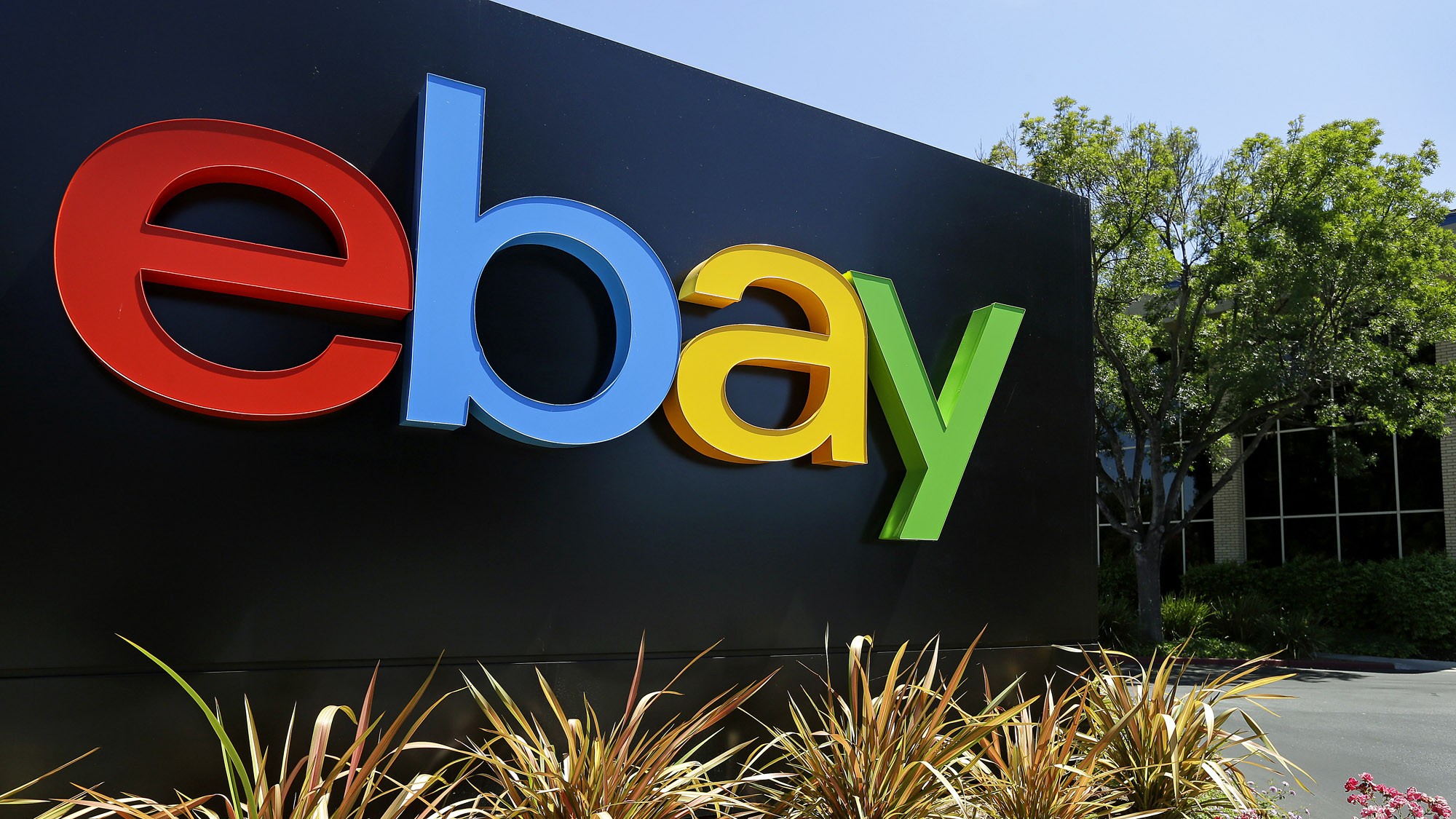Dal 2015 eBay si separa dando vita a due società indipendenti