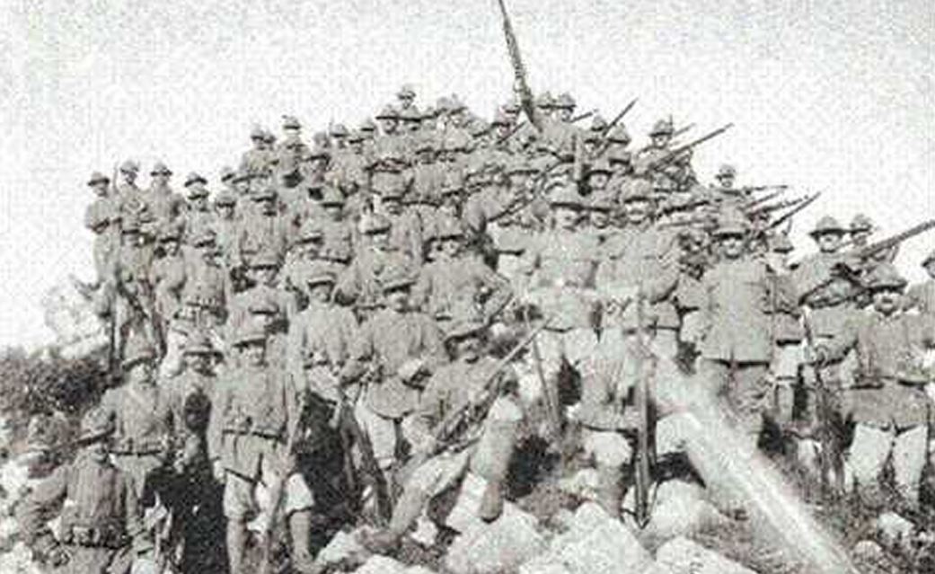 Le Adunate degli Alpini dall’Ortigara all’Aquila, dalla Grande Guerra alla solidarietà tra i popoli