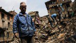 Il terremoto del Nepal in 15 Foto