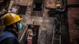 Il terremoto del Nepal in 15 Foto