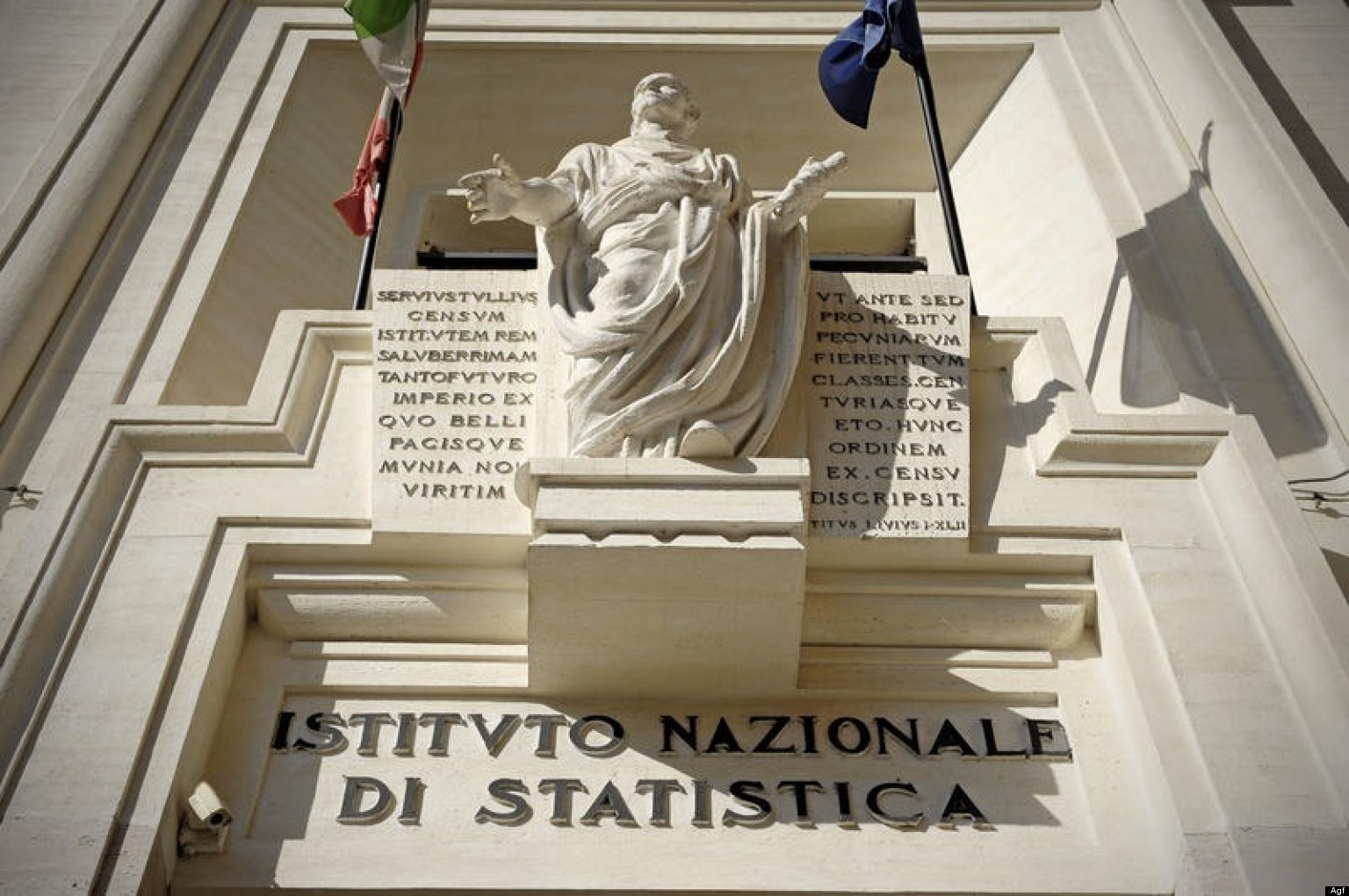 Consumatori: a luglio calano fiducia e consumi