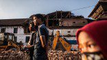 Il terremoto del Nepal in 15 Foto