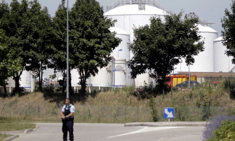 Attentato a Lione, in Francia torna incubo terrorismo islamico