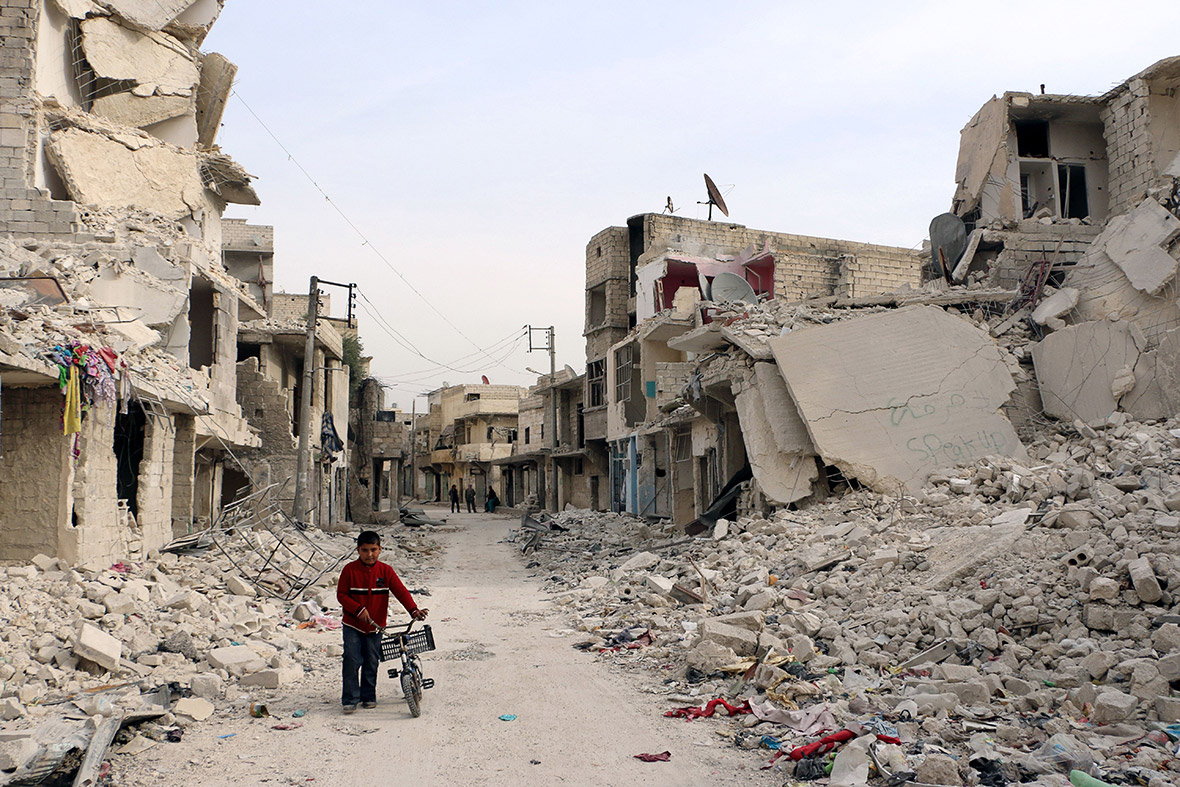 Siria: raid russo contro una scuola della provincia di Aleppo