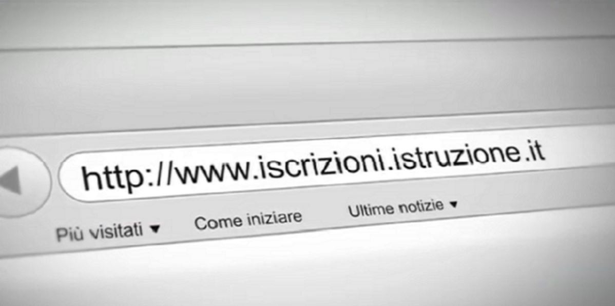 Scuola: iscrizioni on line ma 1 su 3 non ha internet