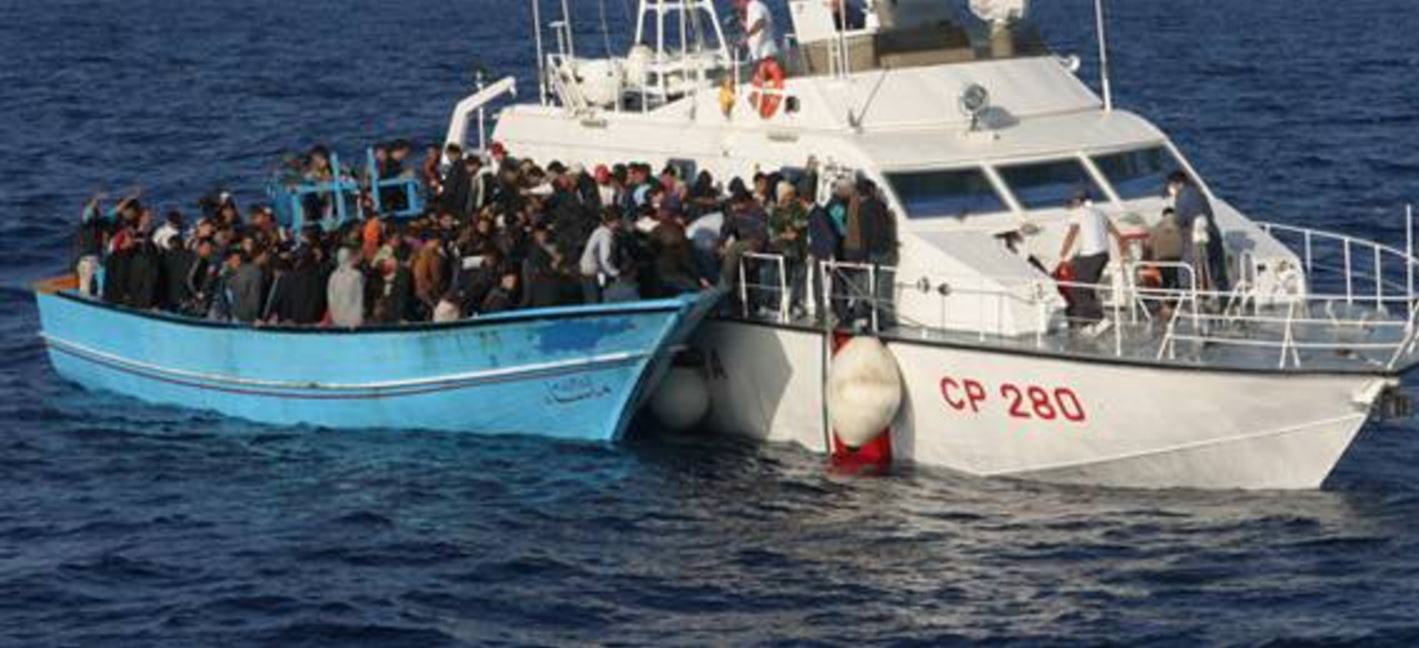 Migranti, proseguono i soccorsi