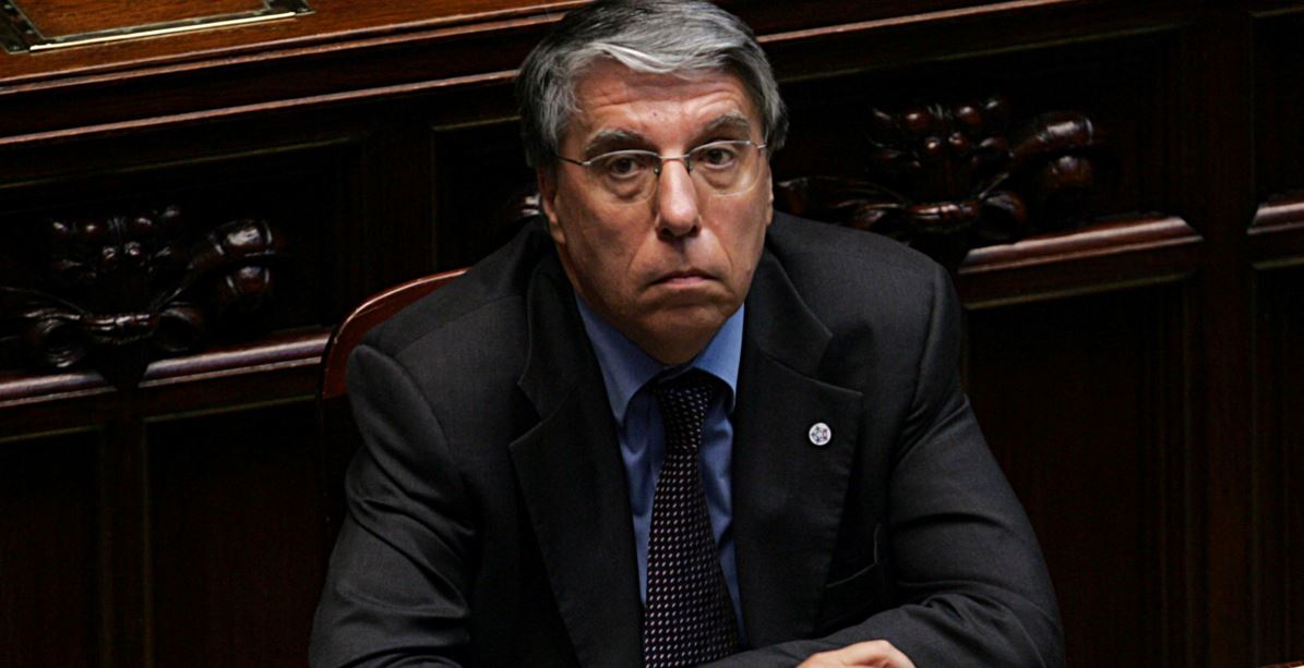 7° anniversario del sisma, Giovanardi: “Si a commemorazione e commozione, no a scontro politico”