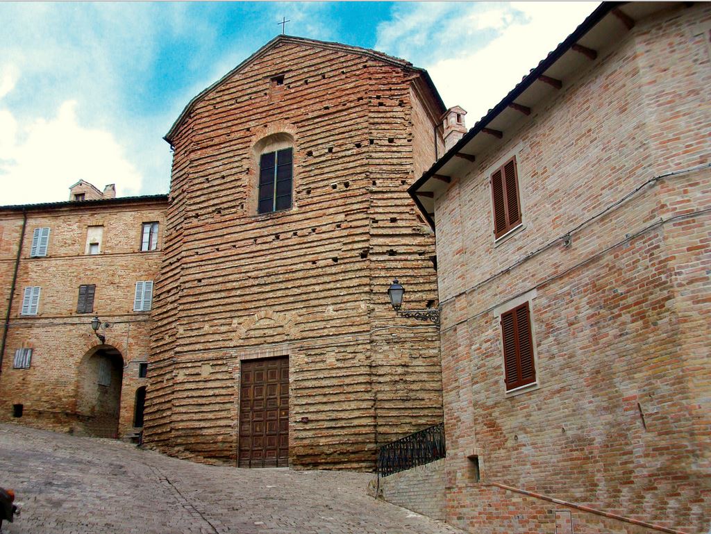 Riapre la chiesa di S.Lorenzo, a Montedinove. I lavori curati dalla  “Felici” dell’Aquila