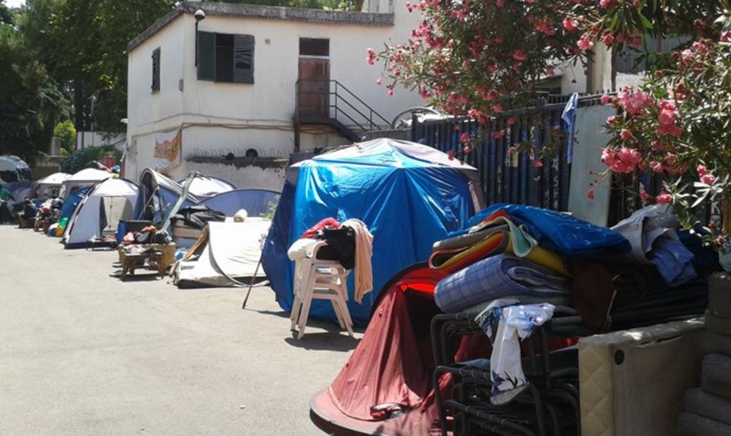 Migranti, Baobab: “Oggi controlli, ma mediatori esclusi”
