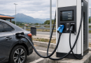Ricarica elettrica: i prezzi di aprile 2026 e il confronto con i carburanti